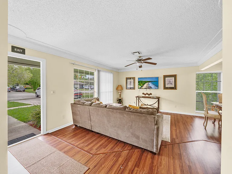 1350 Riverside Cir #1 — Photo 35
