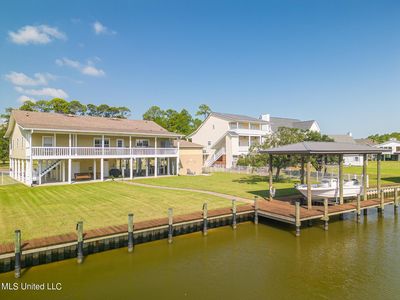 206 Hackberry Dr, Pass Christian, MS, 39571