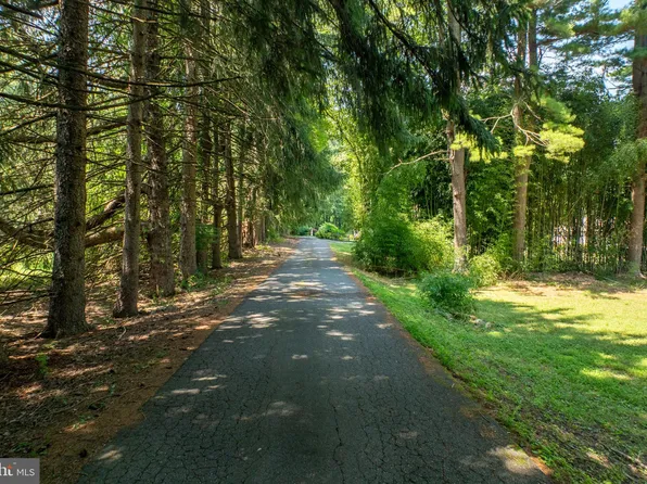 905 Baltimore Pike, Chadds Ford, PA 19317