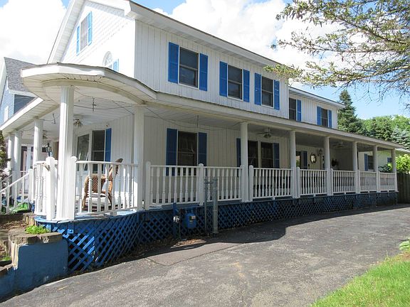 2nd image of 17 Jackson St