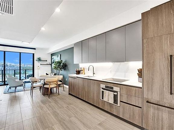 3rd image of 580 72nd St Unit 904