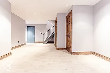 Rented by MySpaceNYC