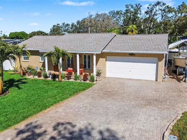 11653 Pinedale Ave, Seminole, FL 33772