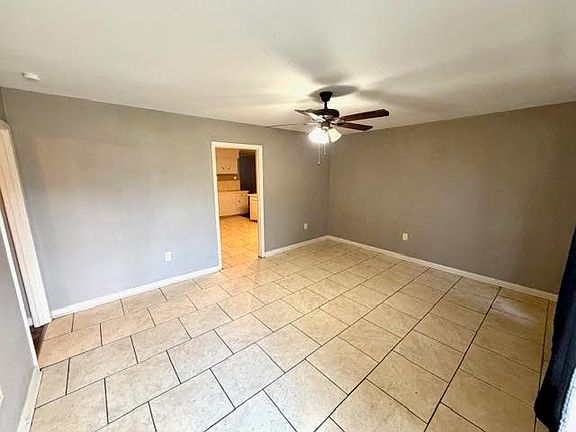 3rd image of 9466 Balboa Dr