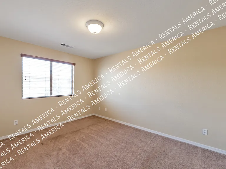 15813 N Dante Dr — Photo 11
