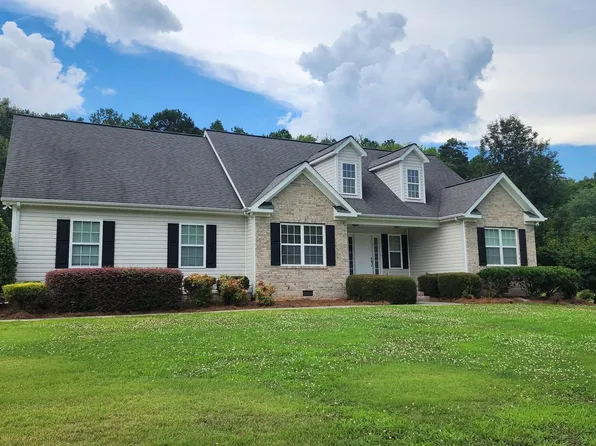 5027 Millstone Dr, Dalton, GA 30721