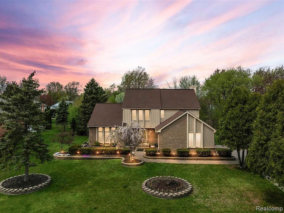 402 Scone Dr, Troy, MI 48098 Zillow
