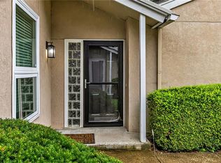 12735 W 108th Pl, Overland Park, KS 66210