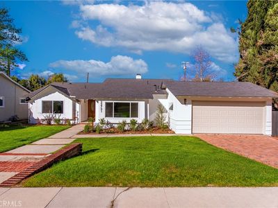 22731 Collins St, Woodland Hills, CA, 91367
