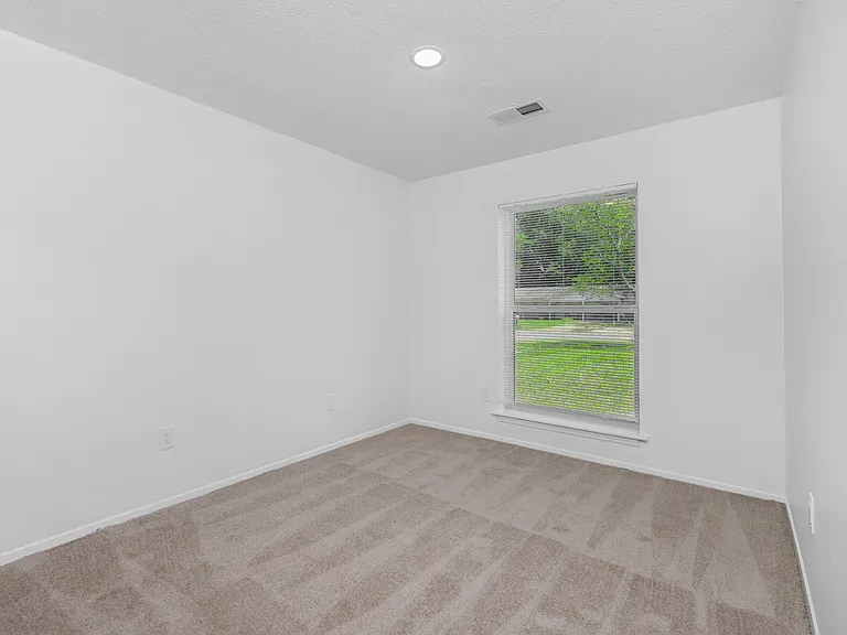 5340 Lakeview Cv — Photo 21