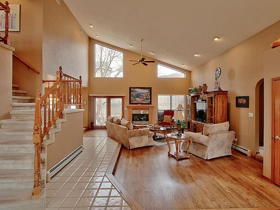 5th image of 13225 Agnes Ct NE