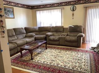 1706 Merrywood Dr, Edison, NJ 08817