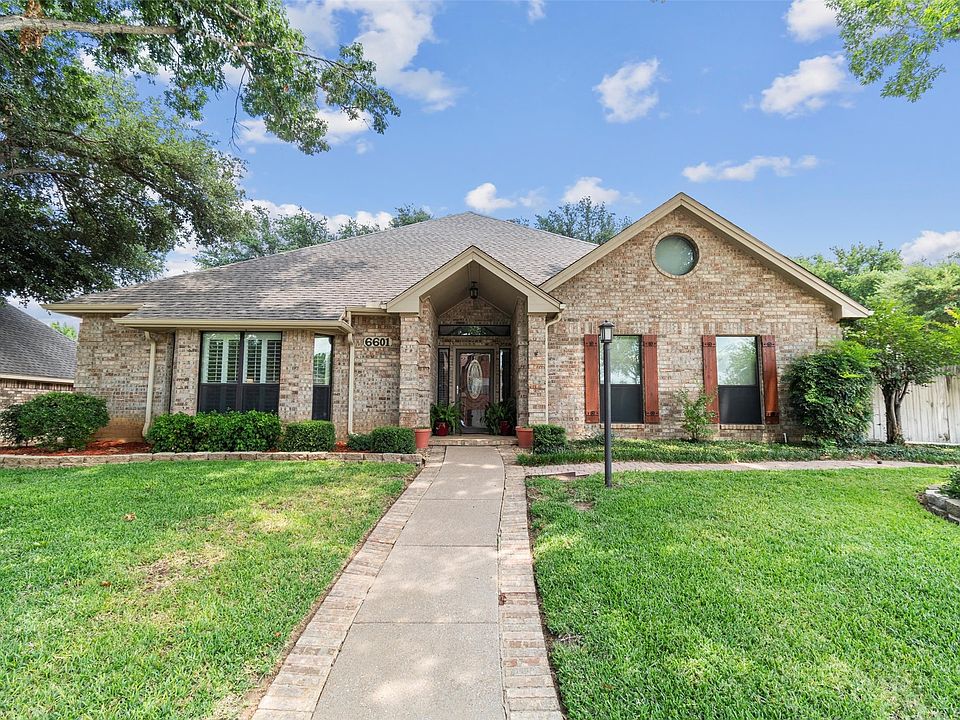 1st image of 6601 Ashwood Dr