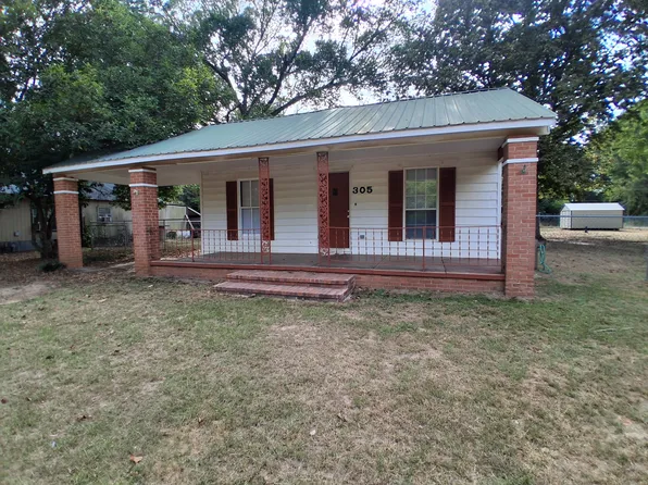 305 Sycamore St, Grapeland, TX 75844