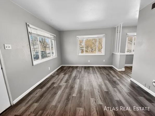 327 May Dr, Colorado Springs, CO 80905