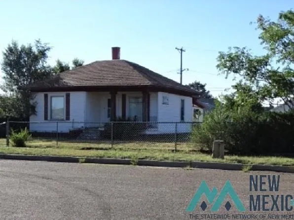 4 Oak St, Clayton, NM 88415