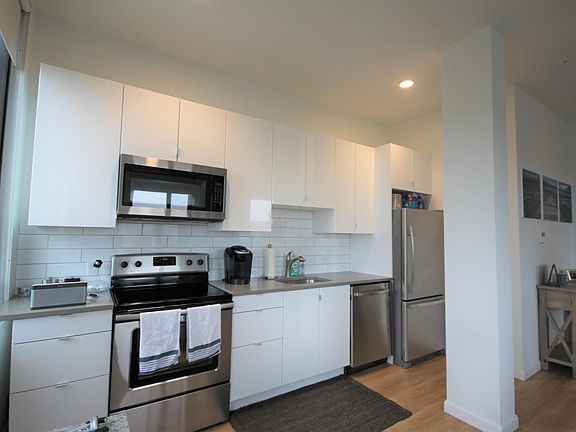 3rd image of 70 Parker Hill Ave Unit 502