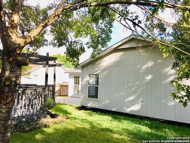 10319 Outlaw Bnd — Photo 6