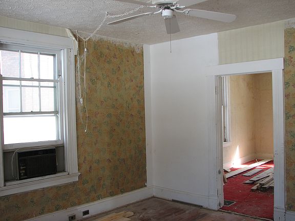 3rd image of 3846 Olivette Ave