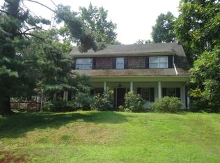 215 Mountain Rd, Irvington, NY 10533