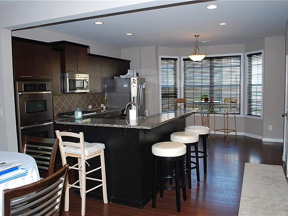 2nd image of 4324 Laurel Creek Ct SE #1