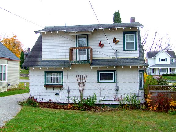 2nd image of 415 E Cass St
