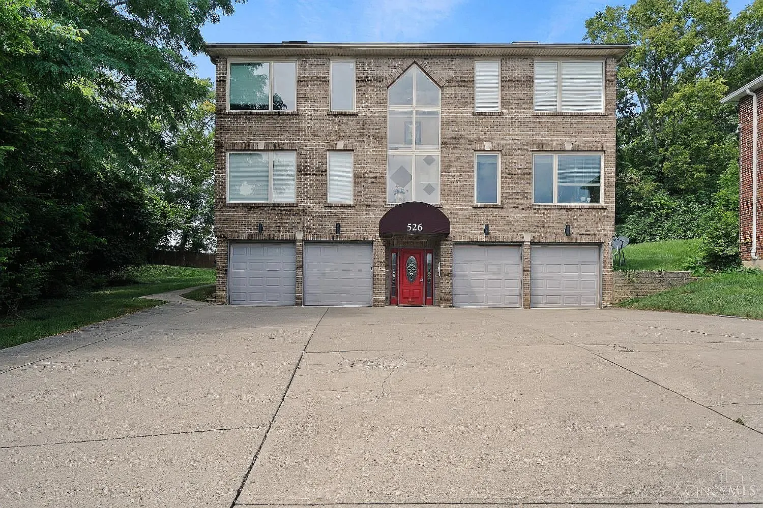 526 Clinton Springs Avenue - D — Photo 1