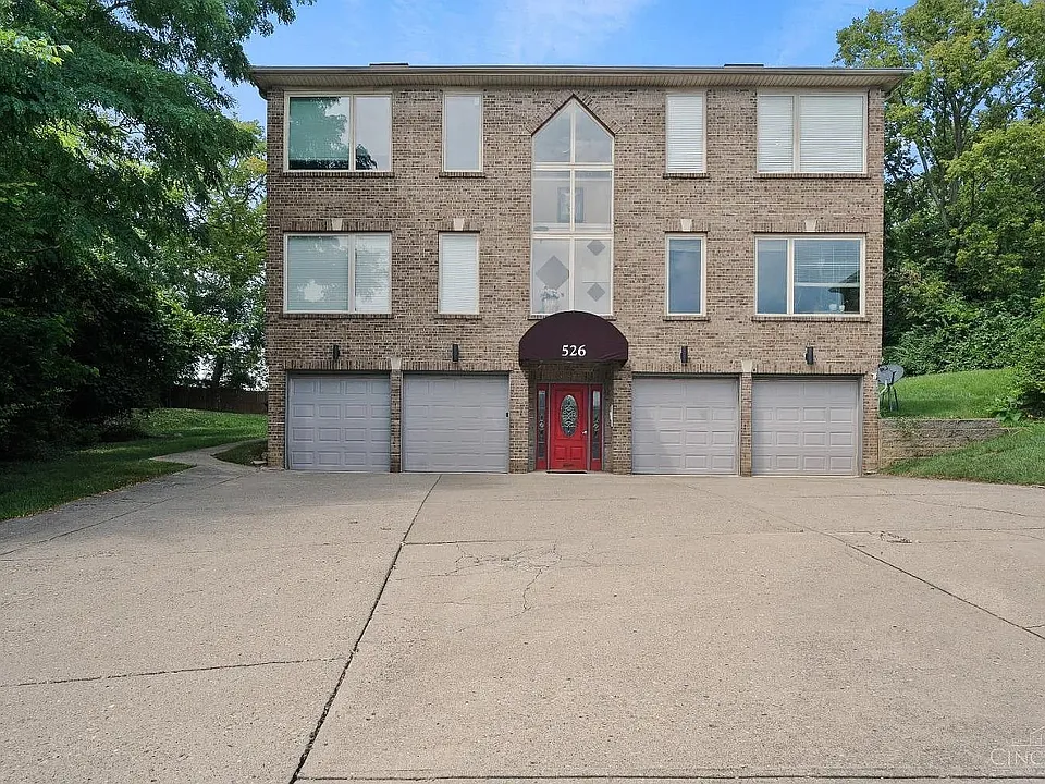 526 Clinton Springs Ave #D