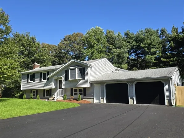 11 Renwick Dr, Norton, MA 02766