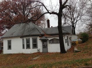 942 Pacific Ave, Kansas City, KS 66101