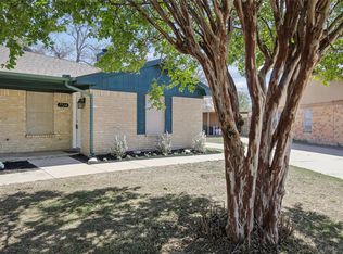 7724 Jennifer Ln, North Richland Hills, TX 76182