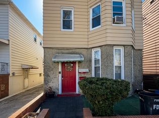 133 Pamrapo Ave #2, Jersey City, NJ 07305