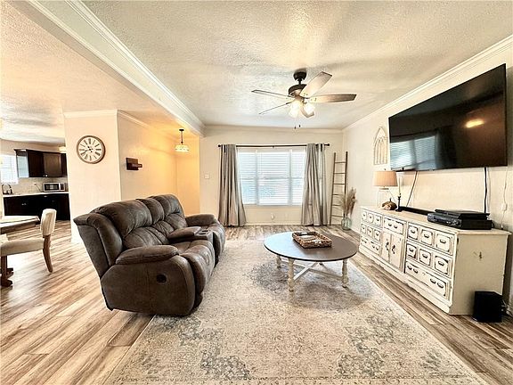 5th image of 720 Santa Dolores Dr
