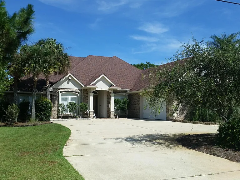 1866 Sunrise Dr — Photo 4