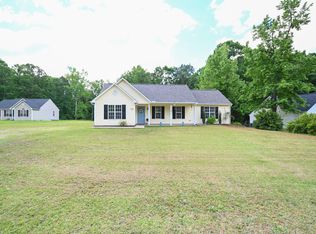 121 Pinto Ln, Zebulon, NC 27597