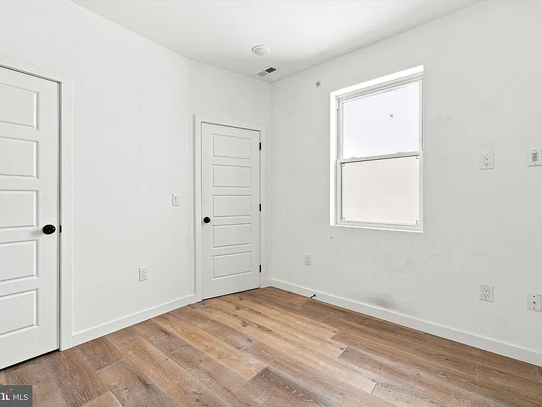 1729 Francis St #4 — Photo 19