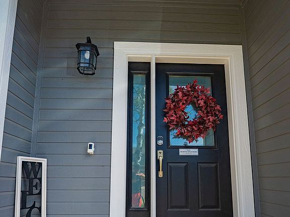 3rd image of 5246 Balsam St