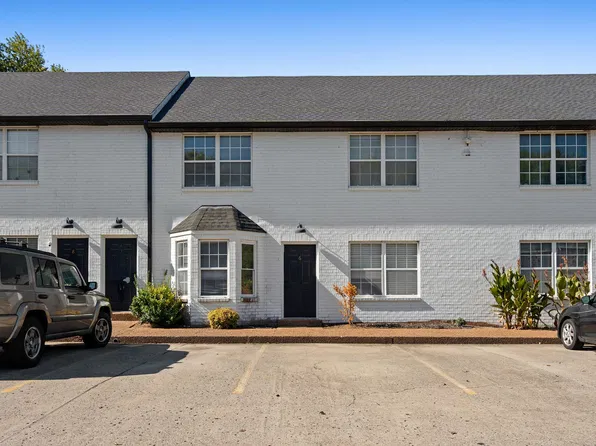 109 Harris Ln APT 6, Gallatin, TN 37066