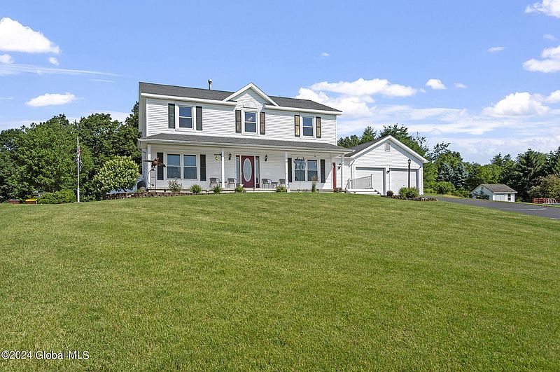 2nd image of 10 Francis Drive