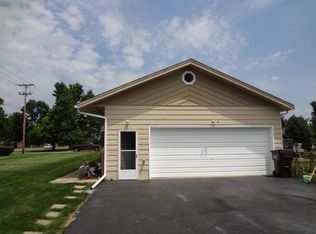 1071 Granville Rd, Newark, OH 43055