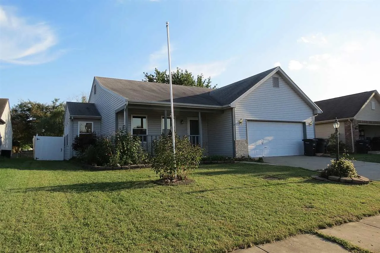 217 Duke Ln photo 1