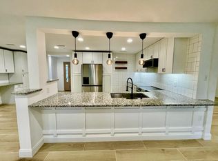 1502 Royal Palm Dr, Niceville, FL 32578
