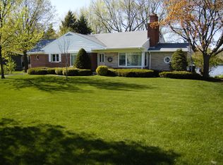 914 Lucerne Ct, Mundelein, IL