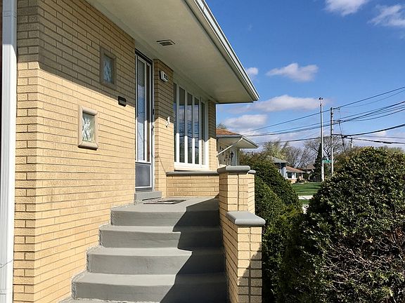 4th image of 9128 Nashville Ave