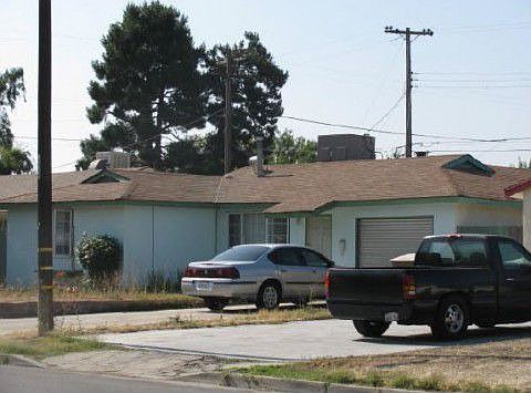 2nd image of 905 Sylvia Dr