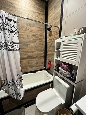 Rented by Delmark Realty LLC | media 19