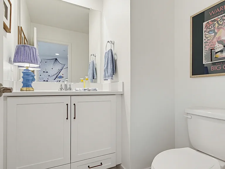2528 Delphinium Ln — Photo 46