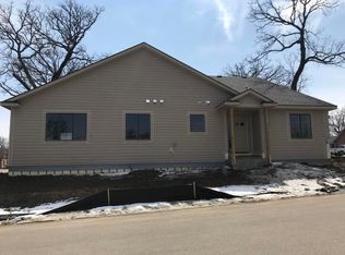 481 Panorama Cir NW, Rochester, MN 55901