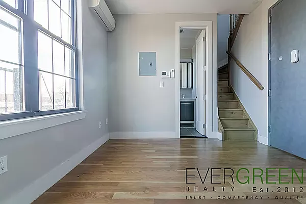 392 Kosciuszko St #4B — Photo 4