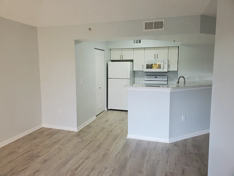 3617 NW Adriatic Ln #7-301 — Photo 4
